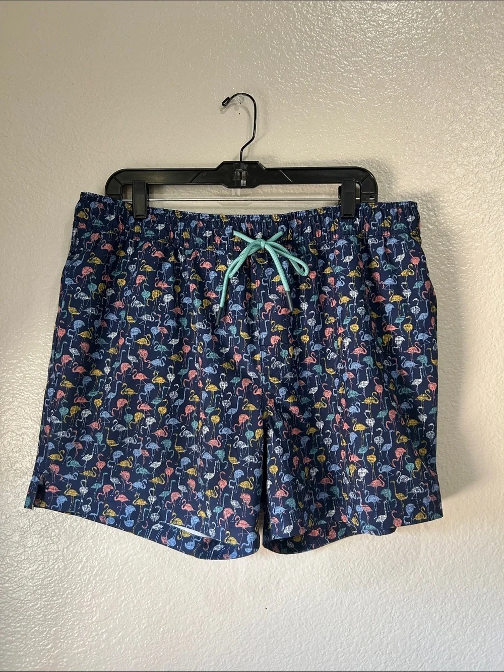 Rowm Men’s Navy Flamingo Swim Shorts with Mint Lining Sz XL Summer Casual TC0225